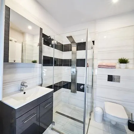 Laguna Apartament Ogrodowa 17 Willa Ogrodowa דירה *